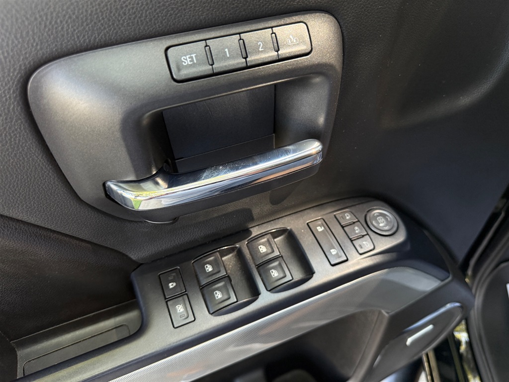 2017 Chevrolet Silverado 2500HD LTZ photo 49