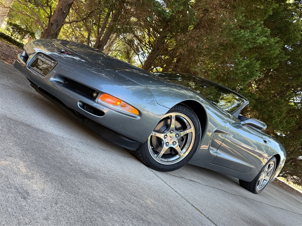 2004 Chevrolet Corvette Convertible photo 6