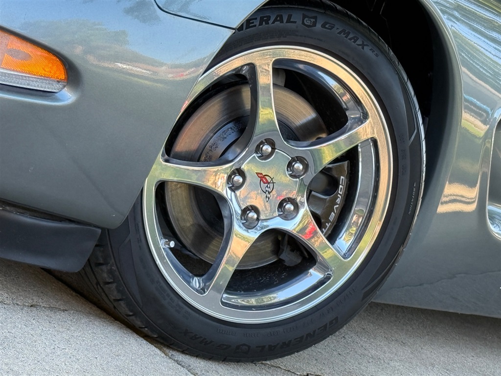 2004 Chevrolet Corvette Convertible photo 7