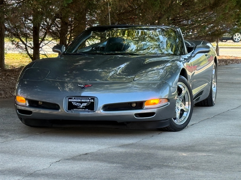 2004 Chevrolet Corvette Convertible photo 9