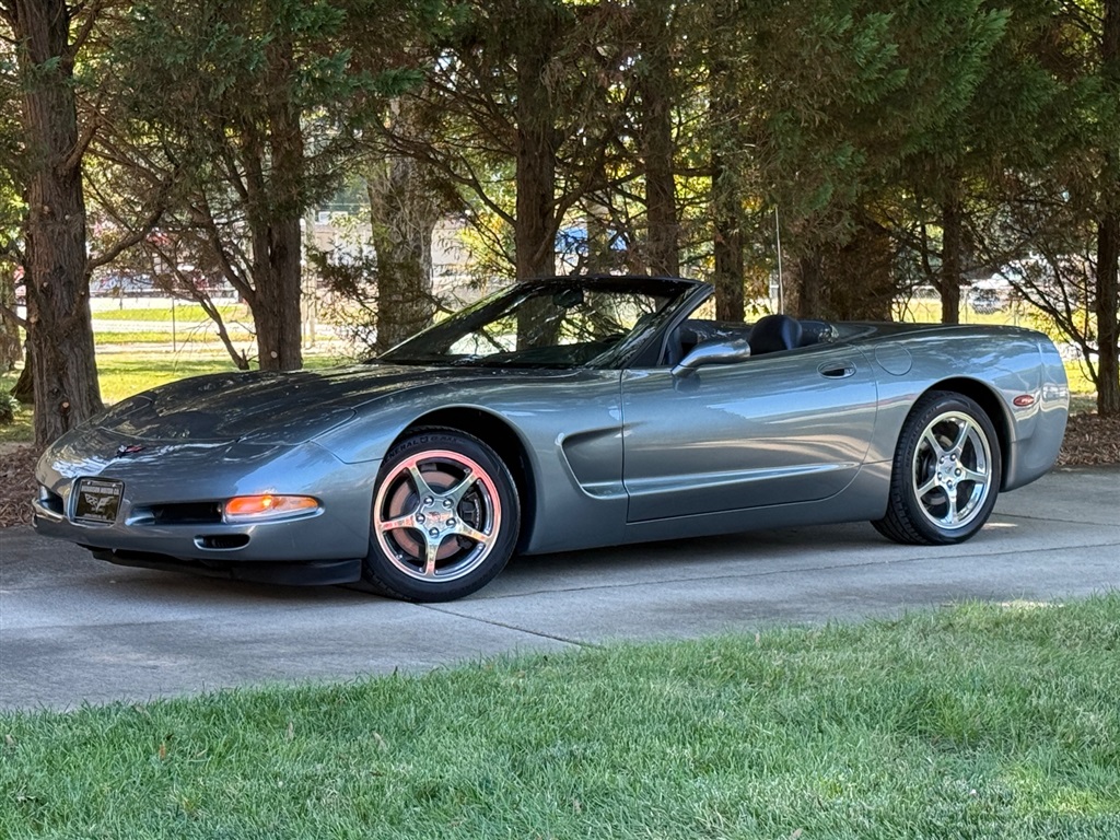2004 Chevrolet Corvette Convertible photo 10