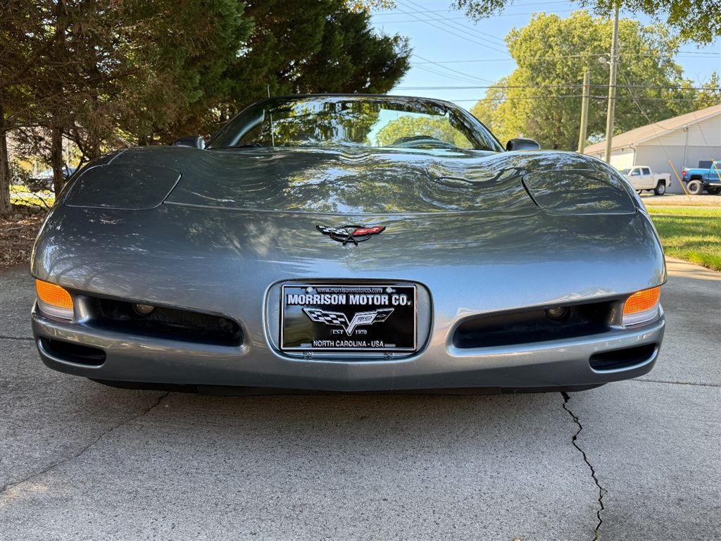 2004 Chevrolet Corvette Convertible photo 12