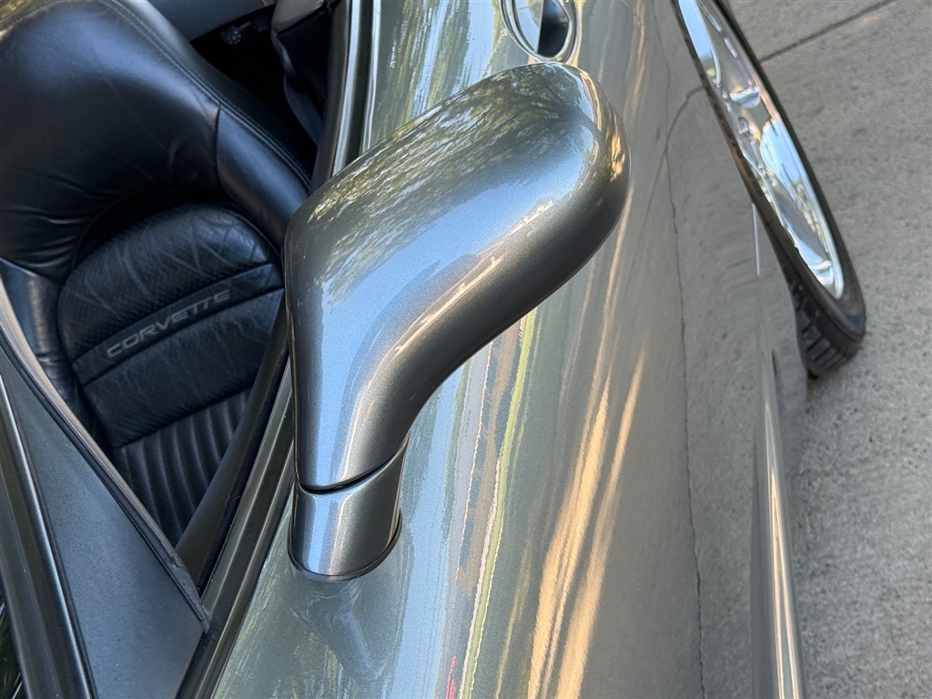 2004 Chevrolet Corvette Convertible photo 17