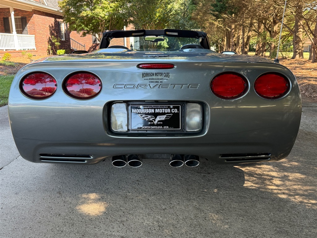2004 Chevrolet Corvette Convertible photo 26