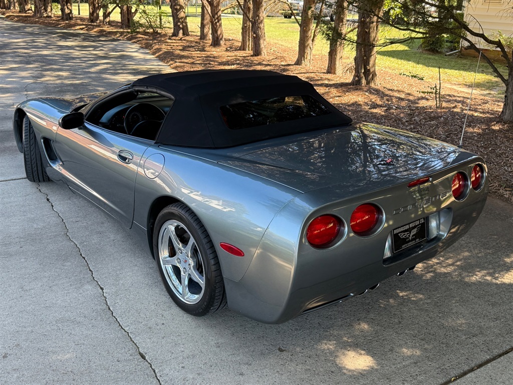 2004 Chevrolet Corvette Convertible photo 5