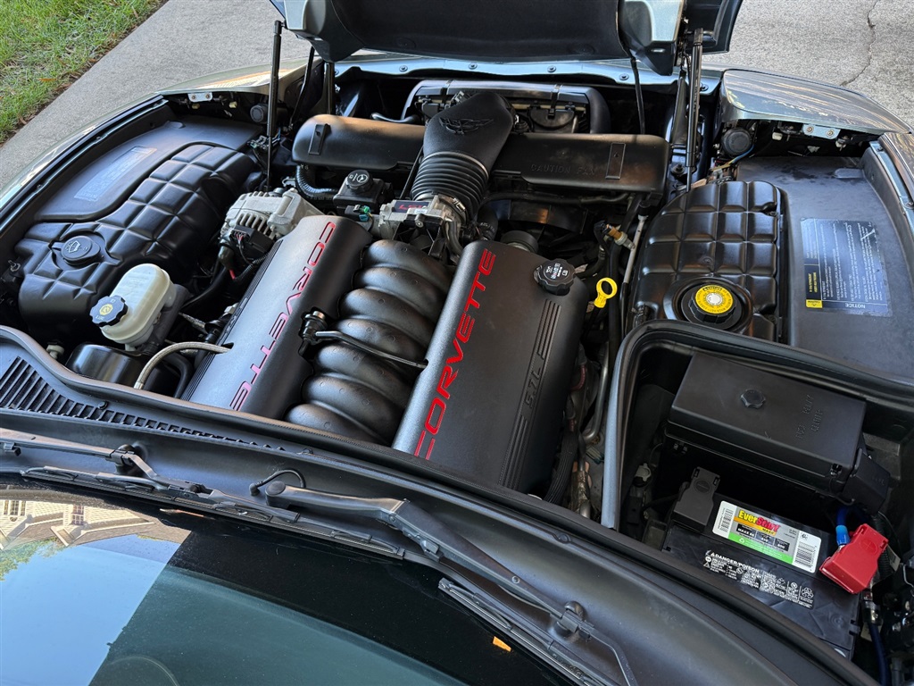 2004 Chevrolet Corvette Convertible photo 57