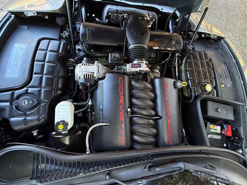 2004 Chevrolet Corvette Convertible photo 62