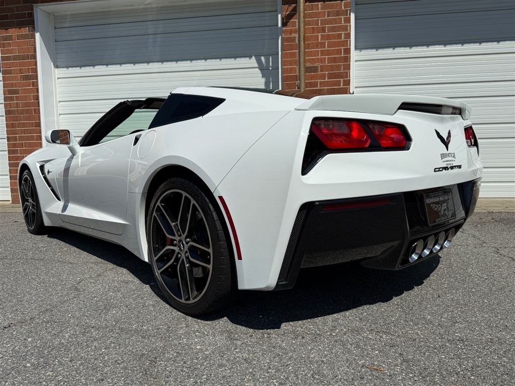 2015 Chevrolet Corvette Z51 2LT Coupe photo 28