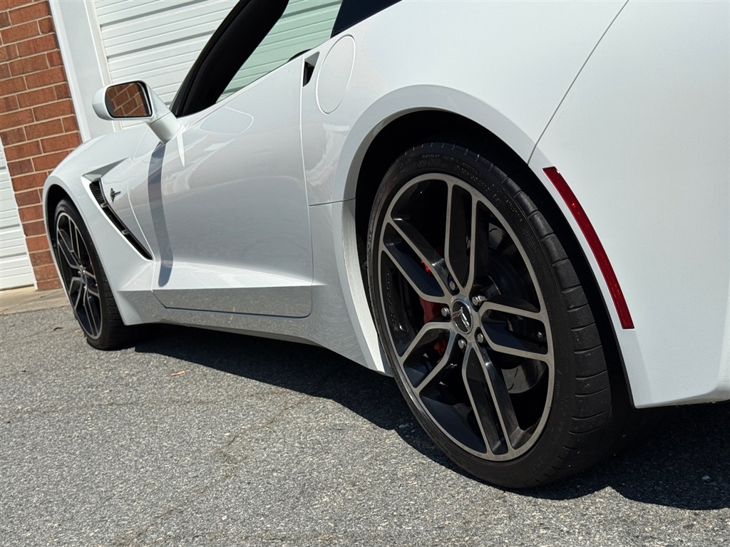 2015 Chevrolet Corvette Z51 2LT Coupe photo 29