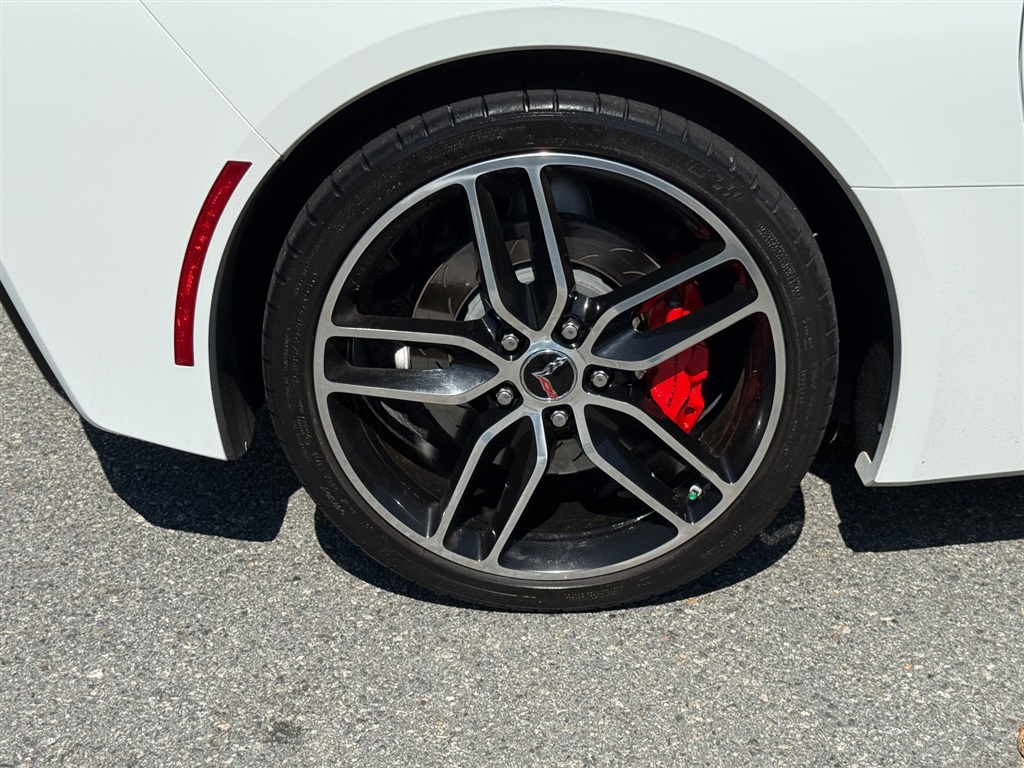 2015 Chevrolet Corvette Z51 2LT Coupe photo 40