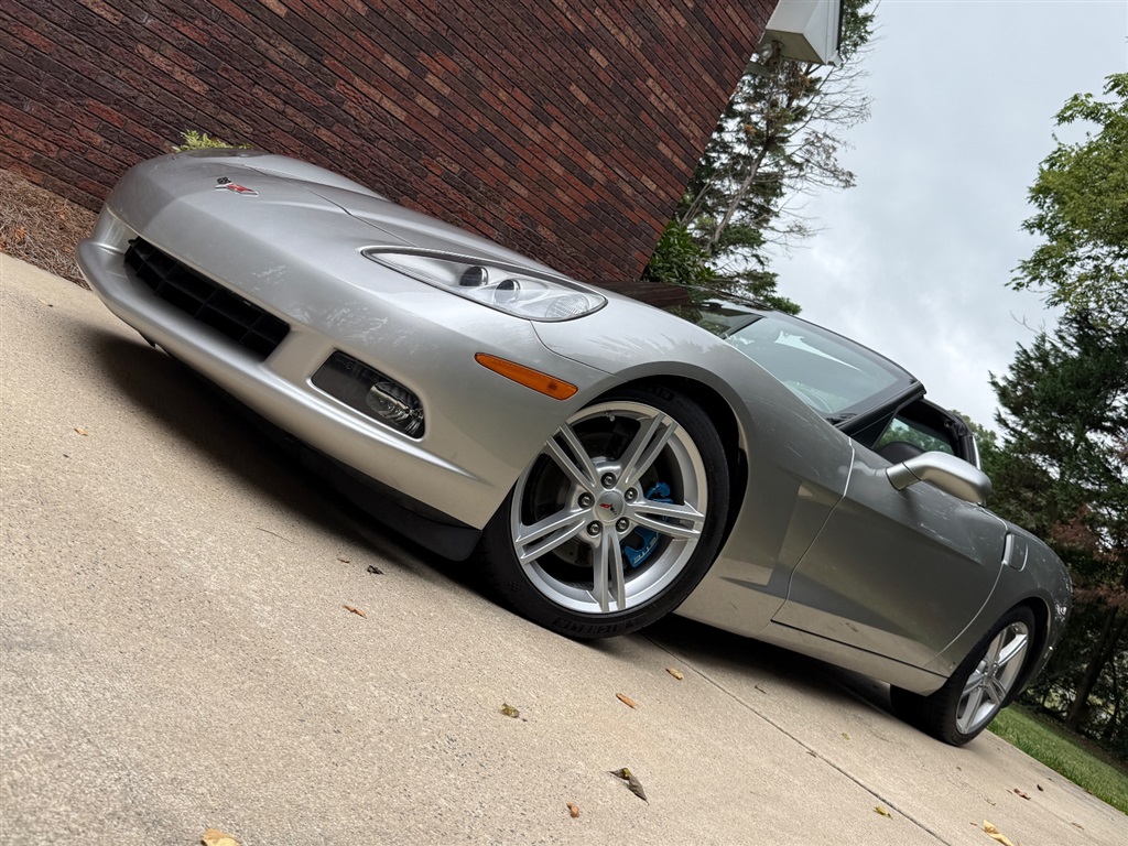 2008 Chevrolet Corvette Coupe 2LT photo 8