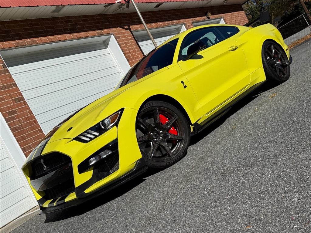 2021 Ford Mustang Shelby GT500 photo 3