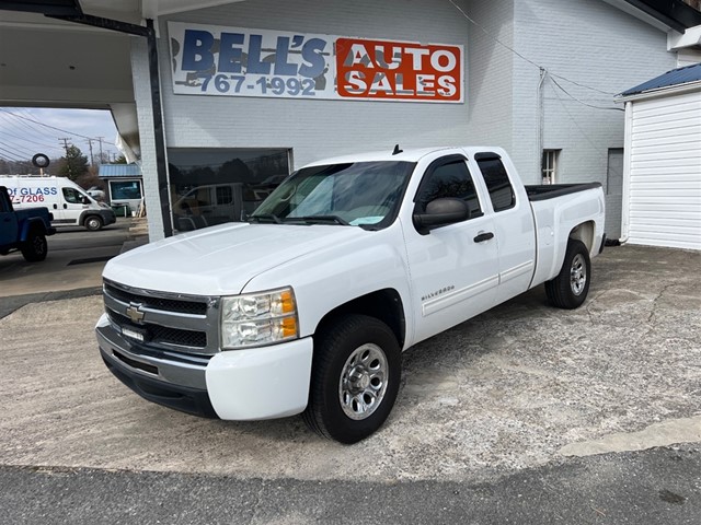 Chevrolet Silverado 1500 LS Extended Cab 2WD in Winston-Salem