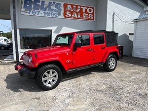 Picture of a 2017 Jeep Wrangler Unlimited Sahara 4WD