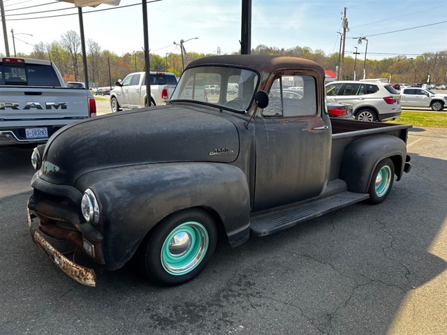 Chevrolet 3600 in Winston-Salem