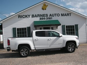 2017 Chevrolet Colorado 4X4 Z71 Crew Cab 4WD Short Box for sale in Benson