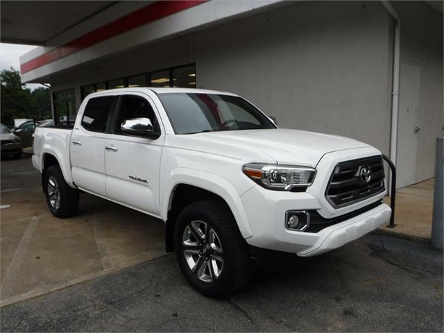 TOYOTA TACOMA DOUBLE CAB LIMITED in Asheville