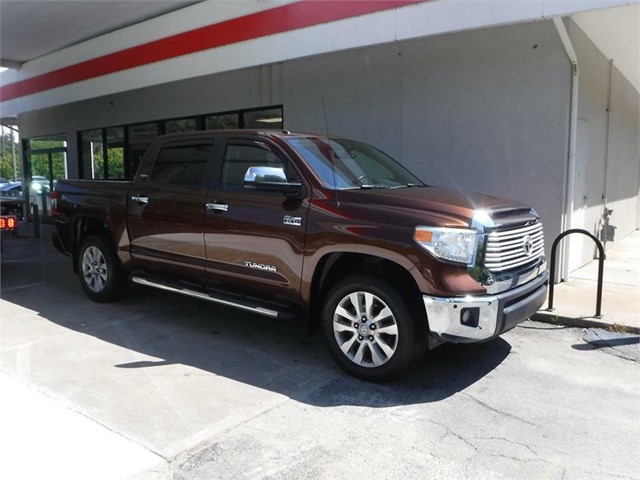 TOYOTA TUNDRA CREWMAX LIMITED in Asheville