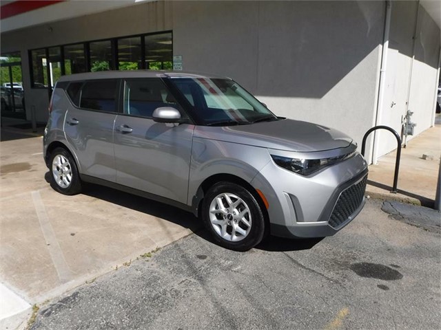 KIA SOUL LX in Asheville