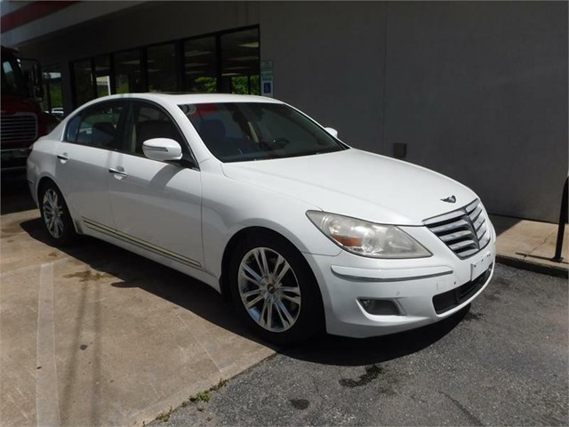 HYUNDAI GENESIS 4.6L in Asheville
