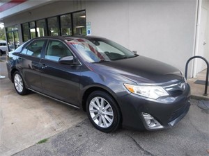 Picture of a 2014 TOYOTA CAMRY SE