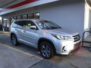 Picture of a 2017 TOYOTA HIGHLANDER HYBRID LIMITED AWD