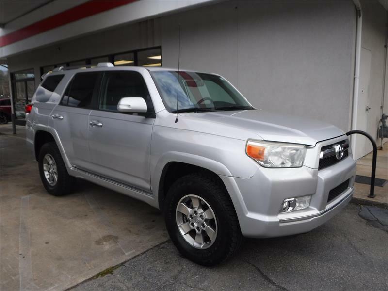 2010 Toyota 4Runner Limited's photo