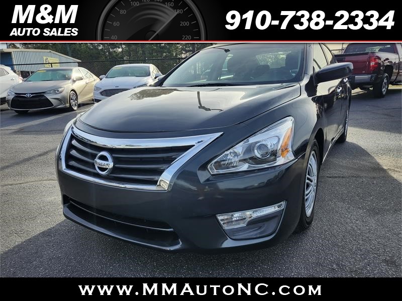 2014 Nissan Altima S's photo