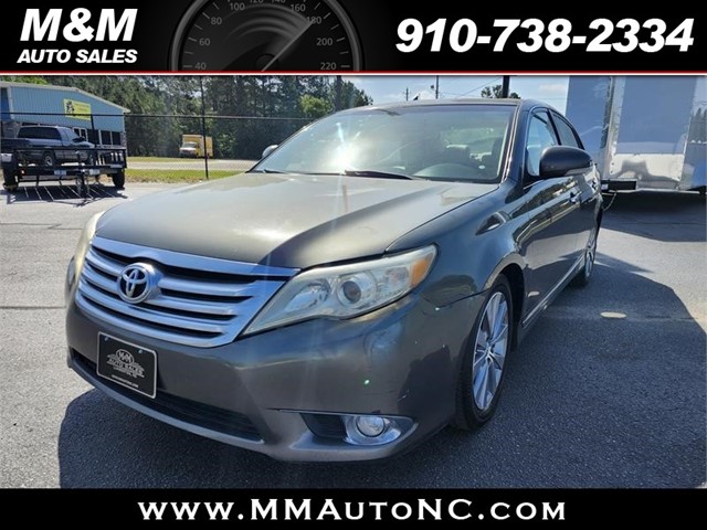 Toyota Avalon Limited in Lumberton