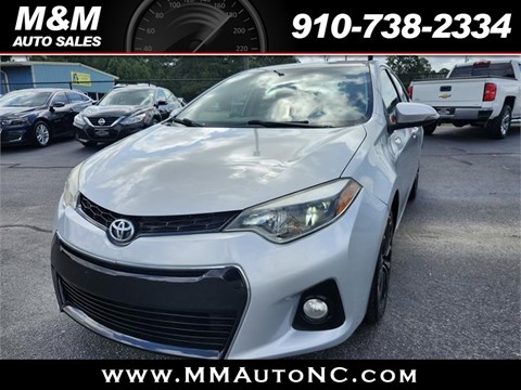 2015 Toyota Corolla L 4-Speed AT