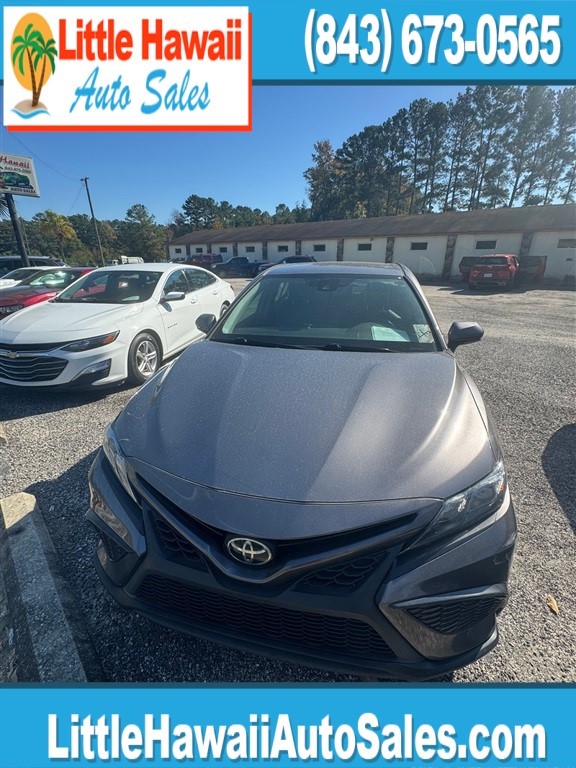 Toyota Camry SE in Florence