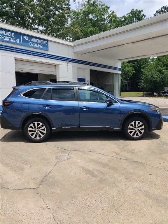 SUBARU OUTBACK Premium in Columbia