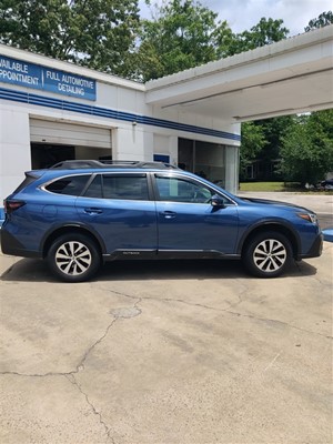 Picture of a 2020 SUBARU OUTBACK Premium