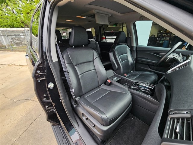 2017 Honda Pilot Touring - Photo 15