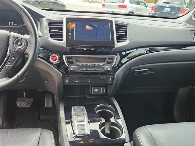 2017 Honda Pilot Touring - Photo 6