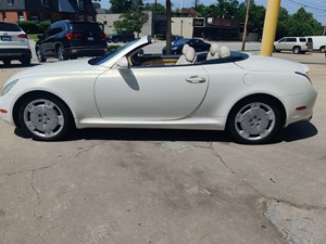 Picture of a 2002 LEXUS SC 430 Convertible