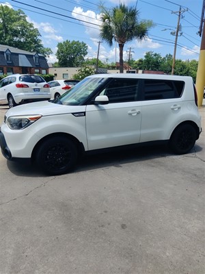 Picture of a 2016 KIA SOUL Base 6A