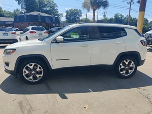 Picture of a 2020 JEEP COMPASS Limited FWD