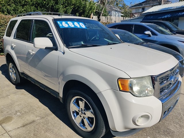 FORD ESCAPE Limited FWD in Columbia