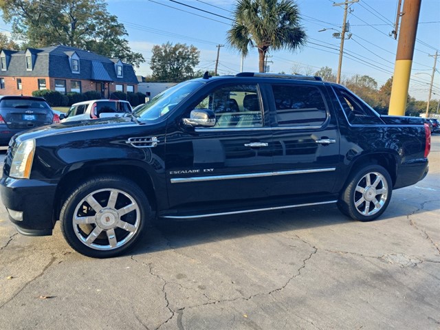 CADILLAC ESCALADE EXT Luxury in Columbia