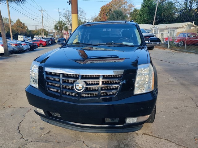 2013 Cadillac Escalade EXT Luxury's photo