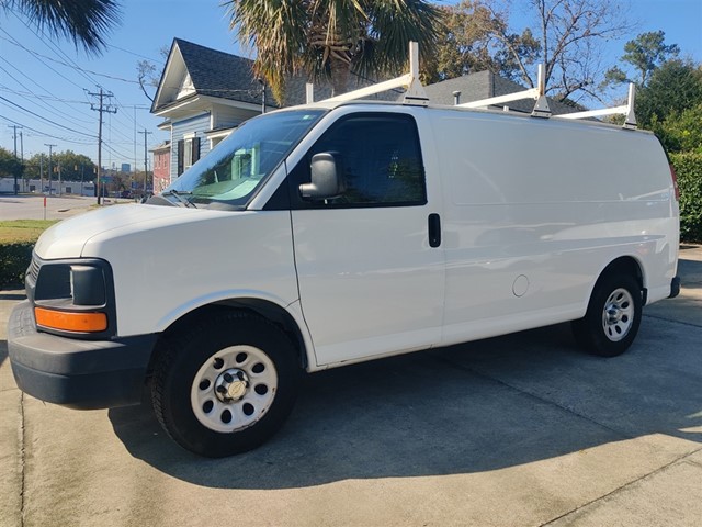 CHEVROLET EXPRESS 1500 Cargo in Columbia