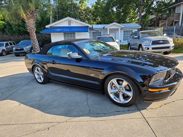 FORD MUSTANG GT Deluxe Convertible in Columbia
