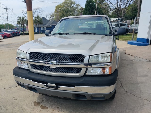 2005 Chevrolet Avalanche 2WD 1500 Series's photo