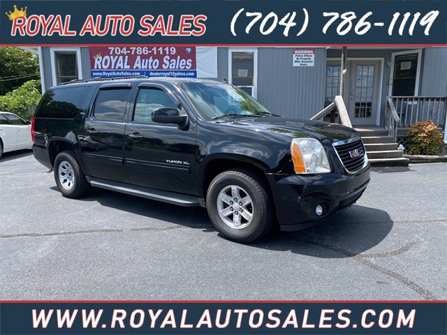 GMC Yukon XL SLT 1/2 Ton 2WD in Concord