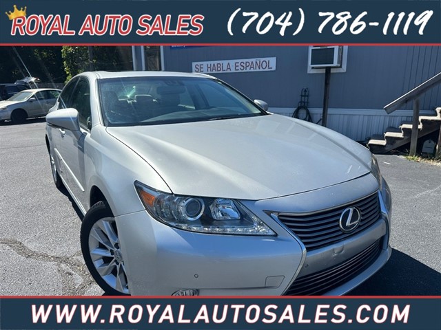 Lexus ES 300h Sedan in Concord