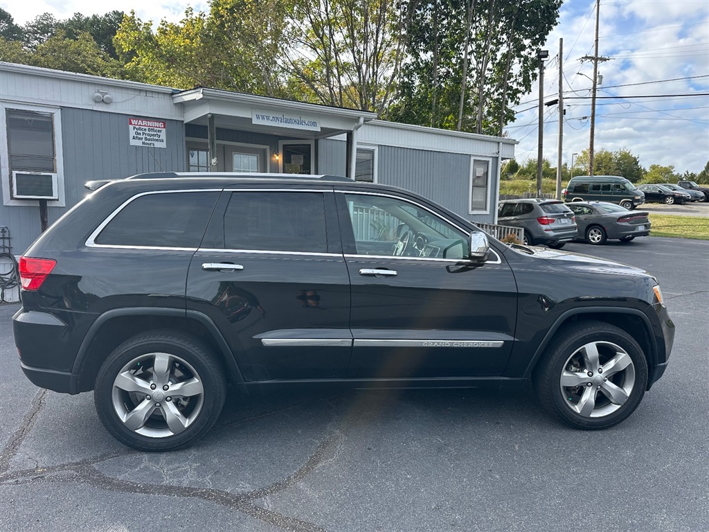 2013 Jeep Grand Cherokee Limited photo 2