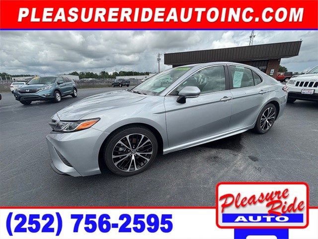 Toyota Camry SE in Greenville