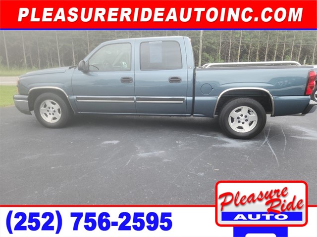 Chevrolet Silverado Classic 1500 LS2 Crew Cab 2WD in Greenville