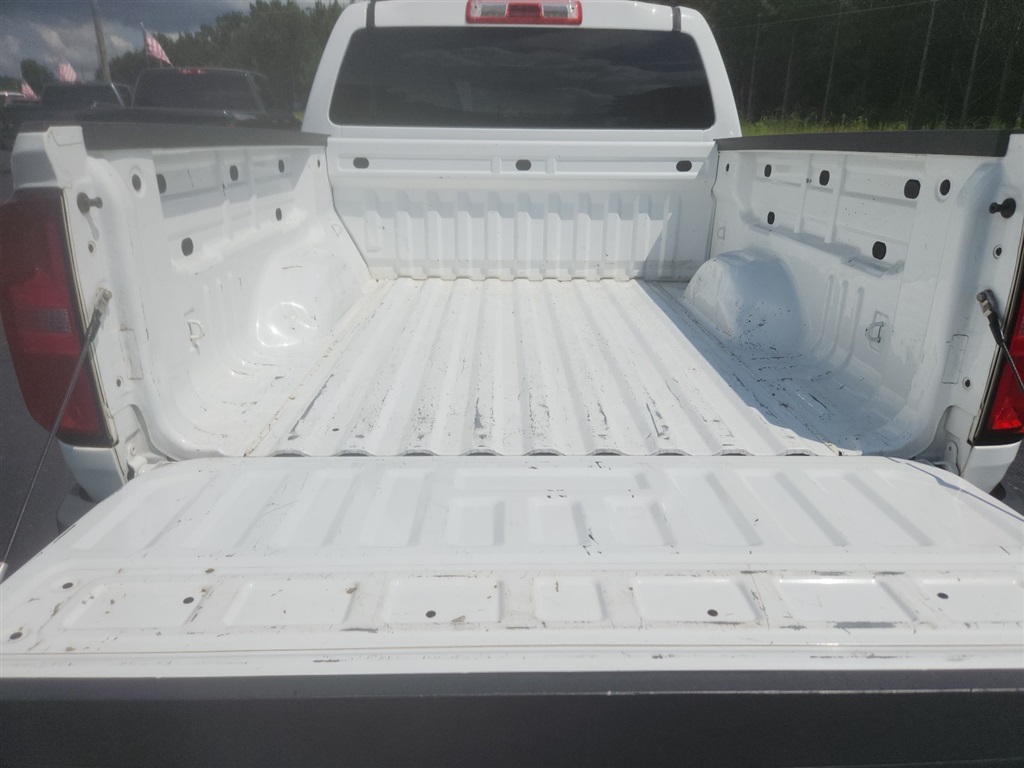2015 Chevrolet Colorado Base photo 17